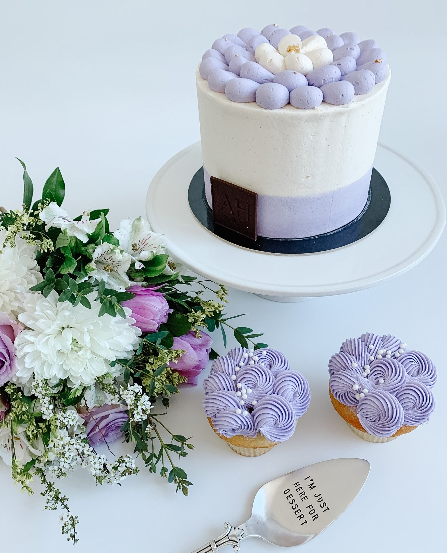 Purple Mother's Day cake from Arin Heibert subscription